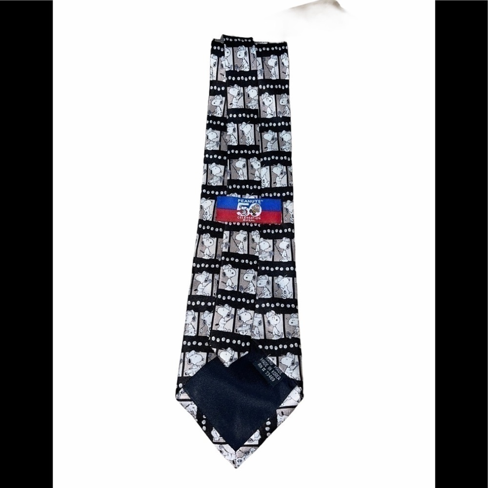 🌻 Peanuts 50 Celebration Handmade Silk Tie - Picture 2 of 10